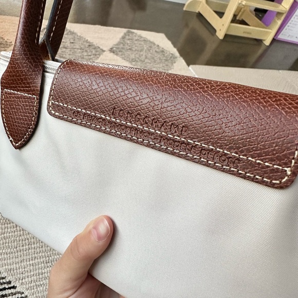 Longchamp Le Pliage Tote - Picture 4 of 14